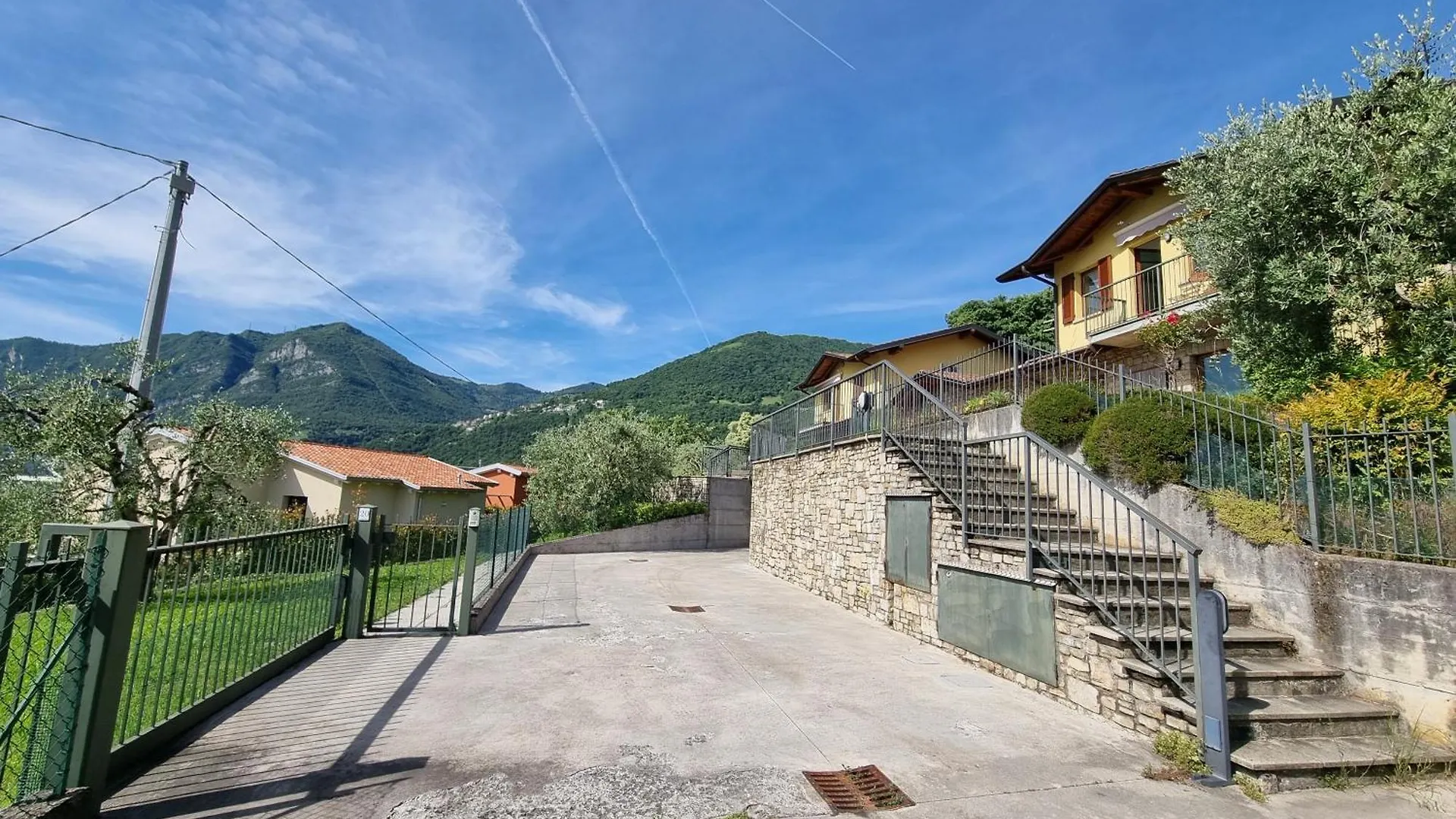Iseo Lake Casa Acqua Riva di Solto Ιταλία