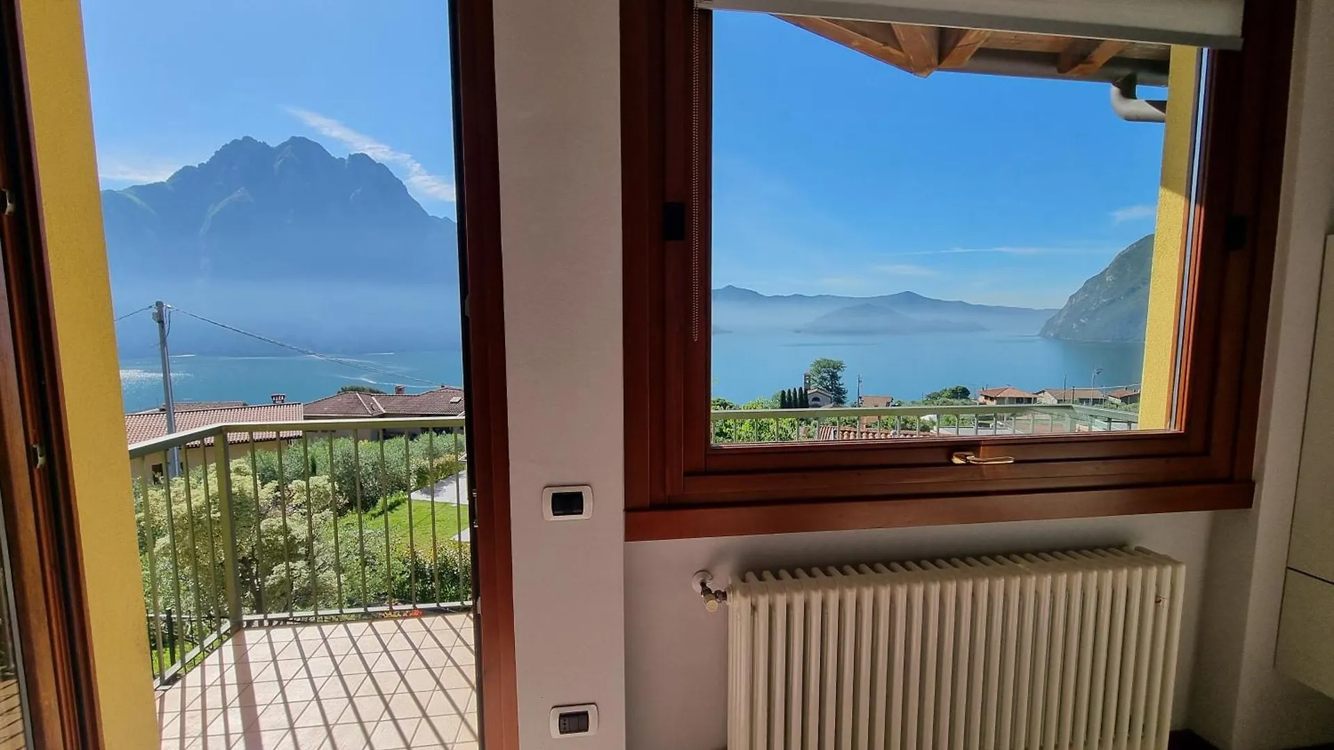 Iseo Lake Casa Acqua Riva di Solto Ιταλία